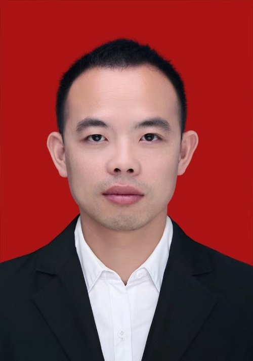 赵铭绩