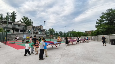 多功能运动场顺利完成建设并正式投用